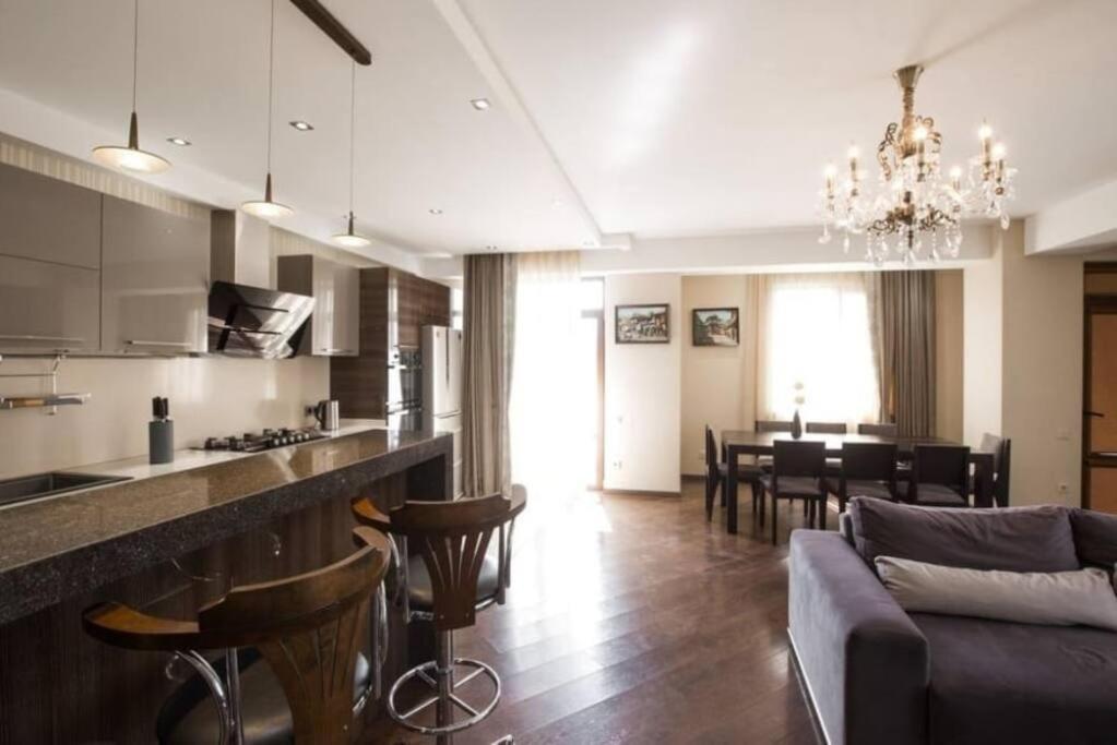 Cozy 3Rooms Apartment Avlabar Top Tbilisi Buitenkant foto